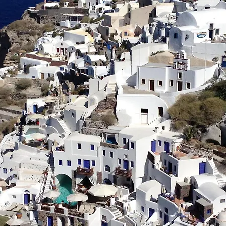 Naxos Center Economy Quadruple Private Balcony Views