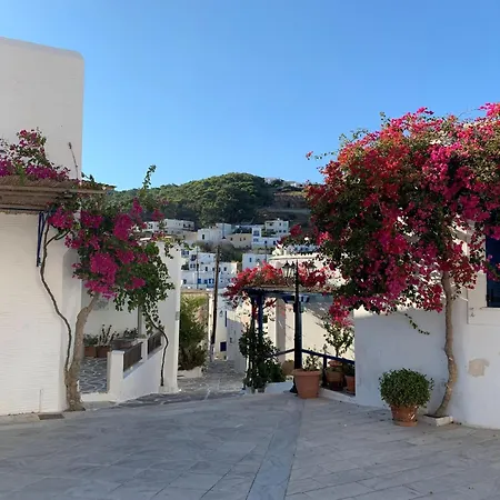 Naxos City Center Room Economy Quadruple Room Private Balcony City Views